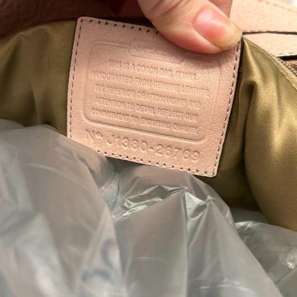 Blush Pink Luxury Coach Tote style 26769 - Picture 3 of 4